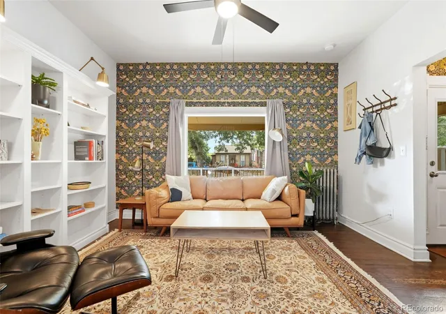 3rd image of 814 Fox St, Denver, CO 80204 | MLS# 9842688