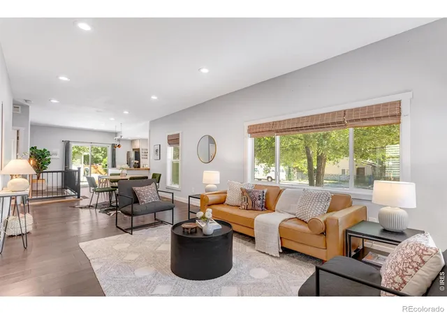 Photo 1 of Single family home for sale at 204 N Jefferson Ave, Loveland, CO 80537 | MLS# IR1061751 | Listing updated on 2026-10-15