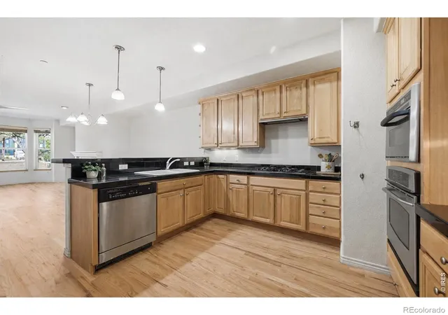 Photo 3 of Townhouse for sale at 650 Laramie Blvd, Boulder, CO 80304 | MLS# IR1061752 | Listing updated on 2026-09-20