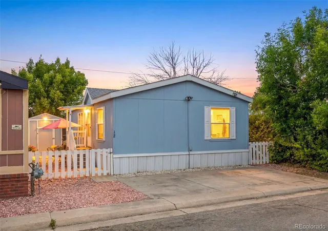Photo 3 of Manufactured home for sale at 6250 Federal Blvd, Denver, CO 80221 | MLS# 5949422 | Listing updated on 2026-10-09
