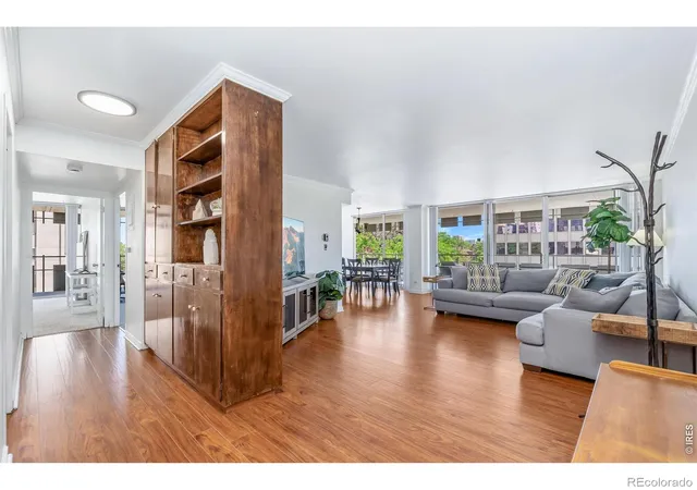 5th image of 790 N Washington St, Denver, CO 80203