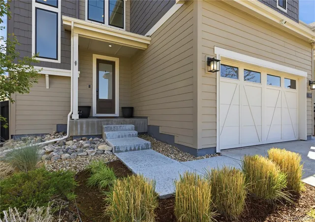 2nd image of 8989 Bellsong Dr, Littleton, CO 80125 | MLS# 6418673