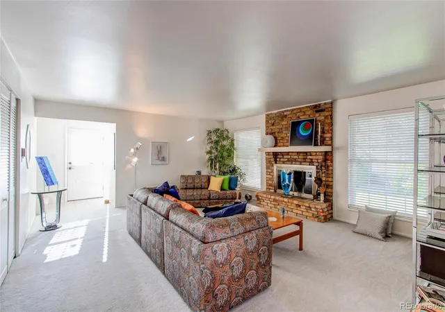 3rd image of 3855 S Monaco St Pkwy, Denver, CO 80237