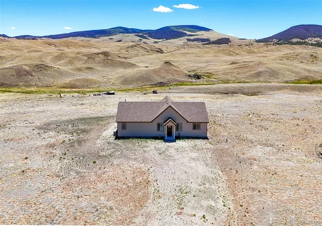 Homes for sale in Hartsel, CO | 990 Easton Rd, Hartsel, CO 80449 | MLS# 8943072