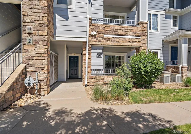 2nd image of 5255 Memphis St #202, Denver, CO 80239 | MLS# 8797609