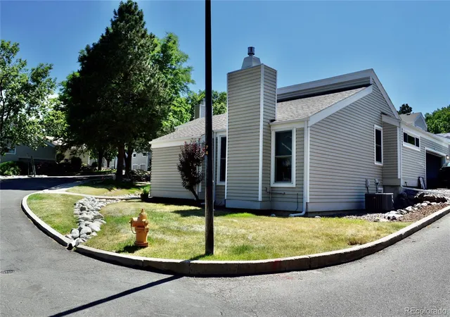 Photo 2 of Townhouse for sale at 7629 S Monaco Way, Centennial, CO 80112 | MLS# 4662197 | Listing updated on 2026-08-27