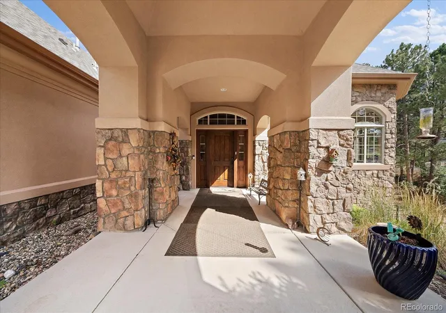 2nd image of 7928 Red Hill Rd, Larkspur, CO 80118 | MLS# 5878196