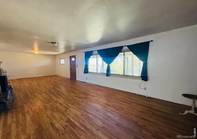 3rd image of 707 4Th St, Walden, CO 80480 | MLS# IR1061814