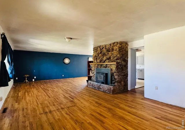 4th image of 707 4Th St, Walden, CO 80480 | MLS# IR1061814