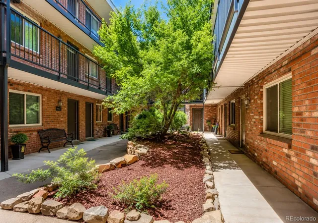 Photo 3 of Condo for sale at 155 S Pennsylvania St #202, Denver, CO 80209 | MLS# 2519685 | Listing updated on 2026-08-31
