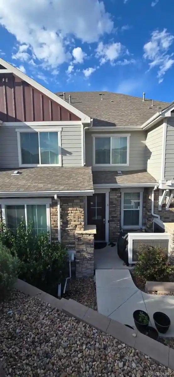 Listing Photo 12 - Condo for sale in 23724 E Ida Pl located at 23724 E Ida Pl, Aurora, CO 80016 - Unit 23724 E Ida Pl