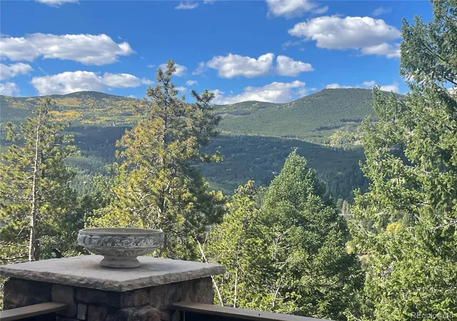 Photo 3 of Single family home for sale at 7147 Lodgepole Ct, Evergreen, CO 80439 | MLS# 6651172 | Listing updated on 2026-10-03