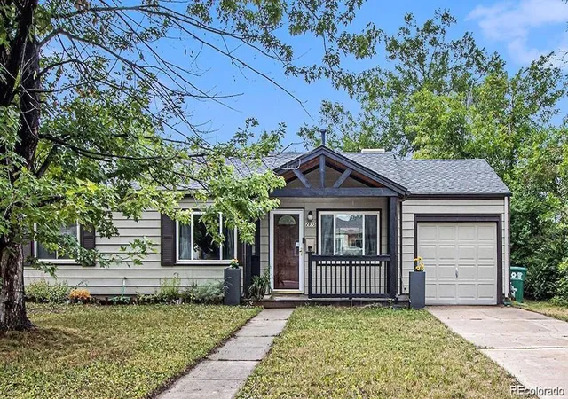 Photo 1 of Single family home for sale at 2895 S Cherry Way, Denver, CO 80222 | MLS# 6888027 | Listing updated on 2026-09-04
