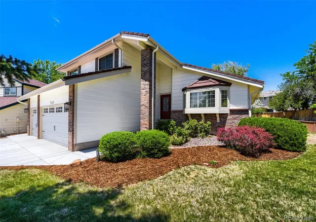 2nd image of 543 Old Stone Dr, Littleton, CO 80126 | MLS# 4761411