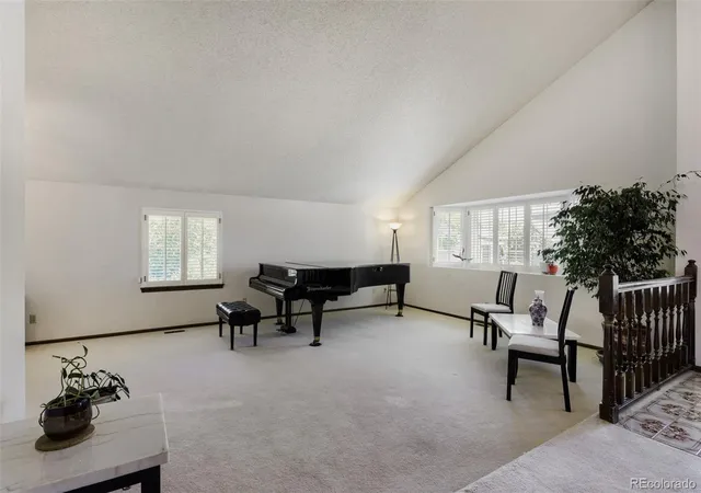 4th image of 543 Old Stone Dr, Littleton, CO 80126 | MLS# 4761411