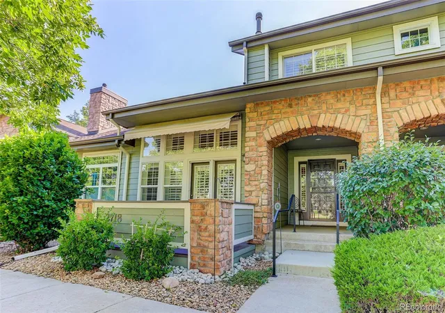 1st image of 2718 W Greens Dr, Littleton, CO 80123 | MLS# 5146449