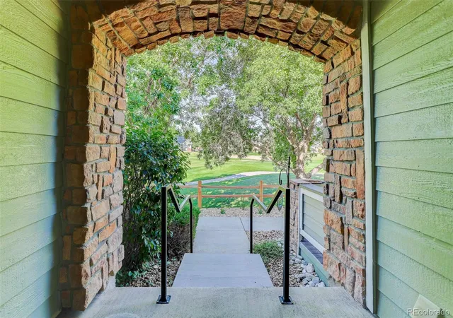 5th image of 2718 W Greens Dr, Littleton, CO 80123 | MLS# 5146449