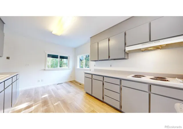 Photo 3 of Single family home for sale at 163 West Crk Rd, Glen Haven, CO 80532 | MLS# IR1061850 | Listing updated on 2026-09-22