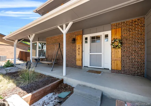 Homes for sale in Aurora, CO | 1850 S Nile Ct, Aurora, CO 80012 | MLS# 1802060