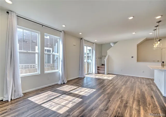 Photo 2 of Single family home for sale at 6253 N Liverpool St, Aurora, CO 80019 | MLS# 6341424 | Listing updated on 2026-08-15