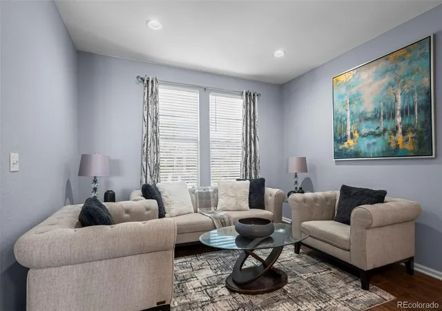 3rd image of 214 N Flat Rock St, Aurora, CO 80018 | MLS# 8520953