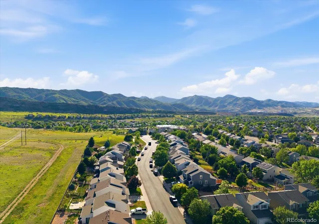 4th image of 9669 Marmot Ridge Cir, Littleton, CO 80125 | MLS# 9992790
