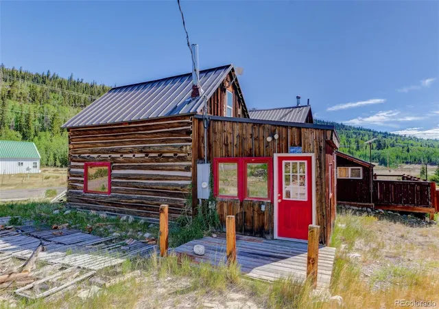 4th image of 2546 Cr-12, Alma, CO 80420 | MLS# 4599744