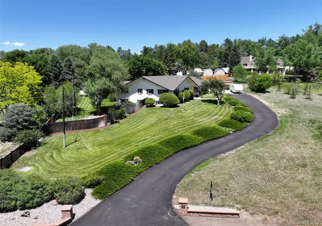 2nd image of 10585 W 69th Pl, Arvada, CO 80004 | MLS# 4499718