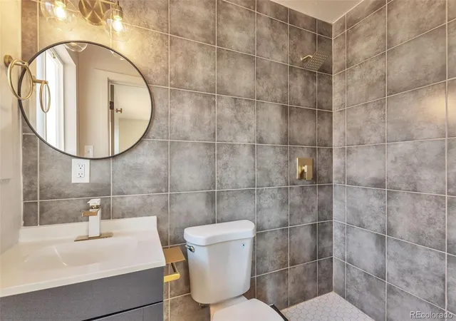 Photo 3 of Single family home for sale at 815 Zion St, Aurora, CO 80011 | MLS# 8654273 | Listing updated on 2026-09-23