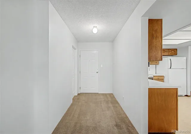 5th image of 2868 S Heather Gdns Wy, Aurora, CO 80014