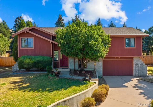 Photo 1 of Sale Pending at 5715 Flintridge Dr, Colorado Springs, CO 80918 | MLS# 5698372 | Listing updated on 2026-08-03