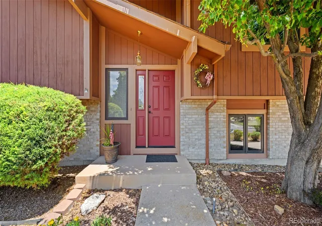 Photo 2 of Sale Pending at 5715 Flintridge Dr, Colorado Springs, CO 80918 | MLS# 5698372 | Listing updated on 2026-08-03
