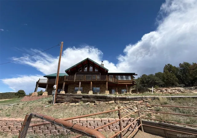 2nd image of 1035 Spanish Peaks Dr, Walsenburg, CO 81089 | MLS# 4789092