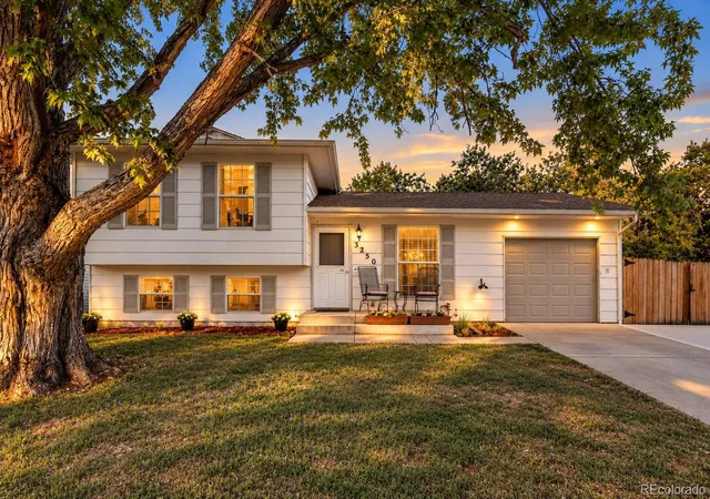 Single family home for sale at 3250 S Holland Way, Lakewood, CO 80227 | MLS# 8672507