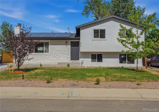 2nd image of 950 Laurel St, Broomfield, CO 80020 | MLS# 1784519