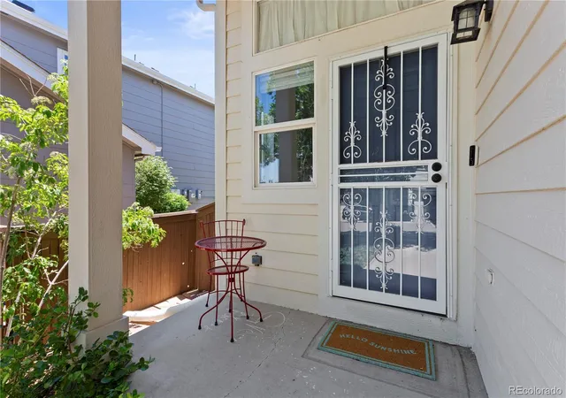 Photo 3 of Single family home for sale at 2212 Hyacinth Rd, Highlands Ranch, CO 80129 | MLS# 9034172 | Listing updated on 2026-09-26