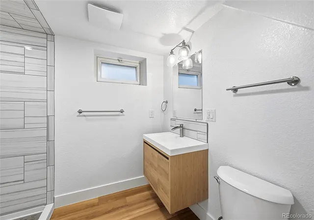 3rd image of 350 Jade St, Broomfield, CO 80020 | MLS# 6591469