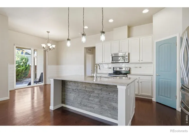 Photo 2 of Single family home for sale at 882 Jenny Ln, Berthoud, CO 80513 | MLS# IR1061931 | Listing updated on 2026-09-22