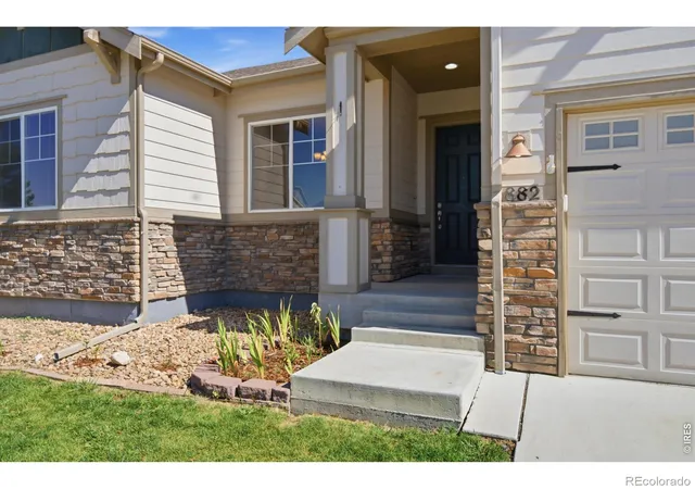 3rd image of 882 Jenny Ln, Berthoud, CO 80513 | MLS# IR1061931