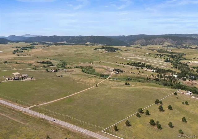 3rd image of 10661 Spruce Mountain Rd, Larkspur, CO 80118 | MLS# 7888664