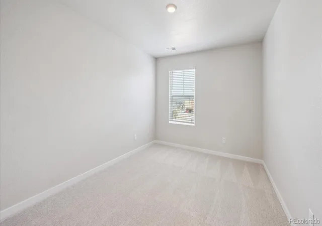 16th image of 688 N Ukraine St, Aurora, CO 80018 | MLS# 6476843