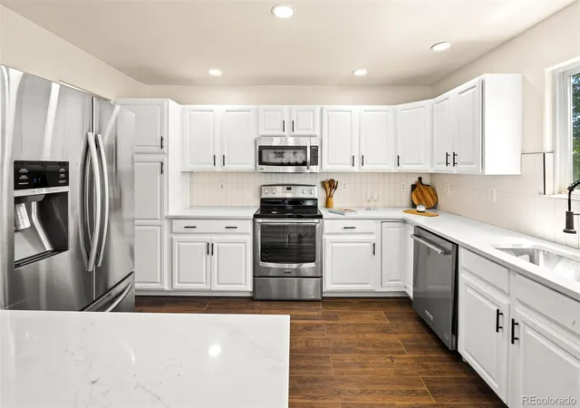 5th image of 1464 Cherrywood Wy, Longmont, CO 80504 | MLS# 2939120