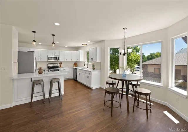 1st image of 1464 Cherrywood Wy, Longmont, CO 80504 | MLS# 2939120