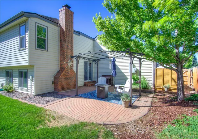 2nd image of 8707 W Glasgow Pl, Littleton, CO 80128 | MLS# 5938923