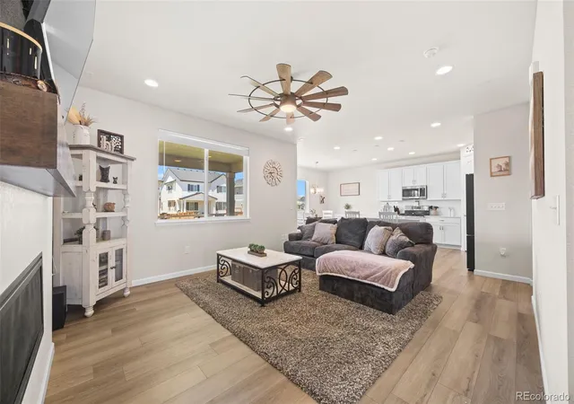 Photo 4 of Single family home for sale at 9239 Uravan Ct, Commerce City, CO 80022 | MLS# 9428121 | Listing updated on 2026-09-25