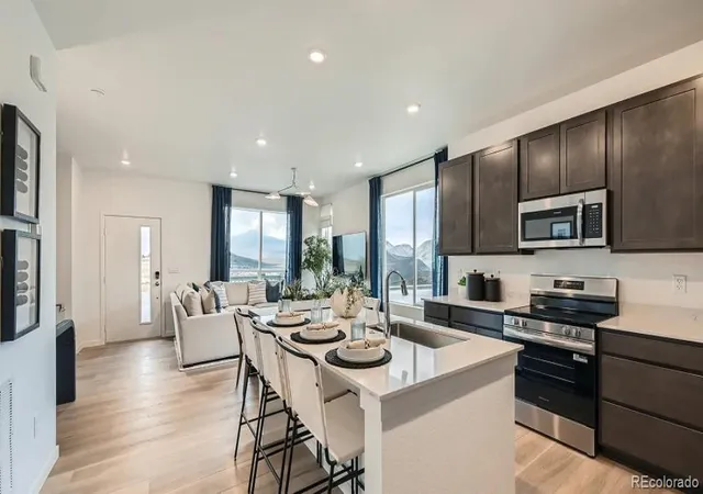 2nd image of 15544 Gilpin Ave, Parker, CO 80134 | MLS# 1980771