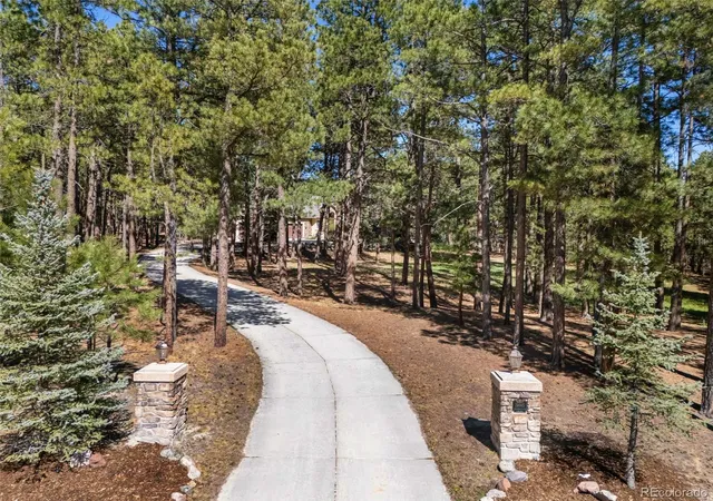 3rd image of 19665 Desparado Dr, Colorado Springs, CO 80908 | MLS# 9810053