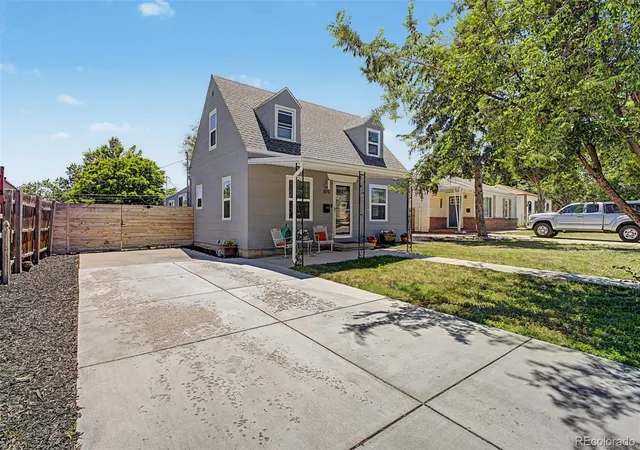 Photo 3 of Single family home for sale at 1870 W Beekman Pl, Denver, CO 80221 | MLS# 2166575 | Listing updated on 2026-08-14