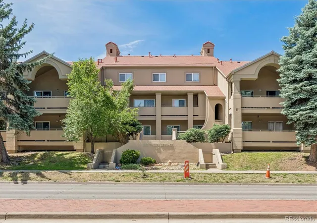 1st image of 935 Broadway #211, Boulder, CO 80302 | MLS# 5135875