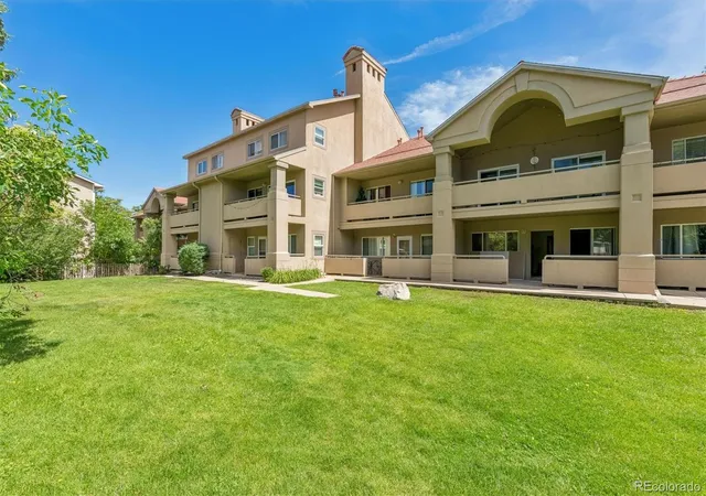 2nd image of 935 Broadway #211, Boulder, CO 80302 | MLS# 5135875